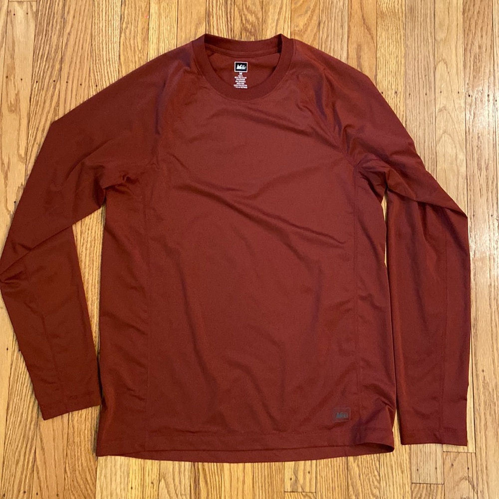 REI men’s medium stretch long sleeve athletic shirt